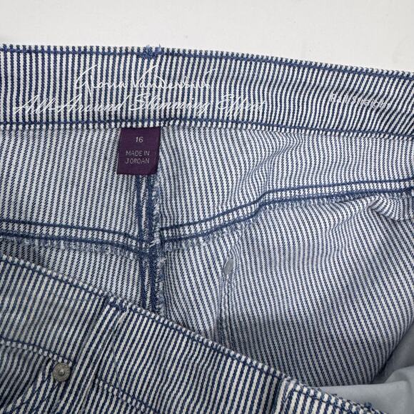 NWT Gloria Vanderbilt Women's Railroad Stripe Straight Capri Pant sz 16 - Picture 8 of 9